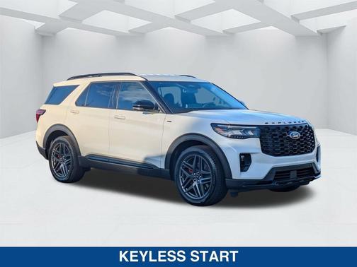 STAR WHITE MET TRI-COAT 2026 Ford Explorer ST-Line