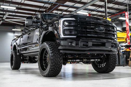 2025 Ford F-250 Platinum