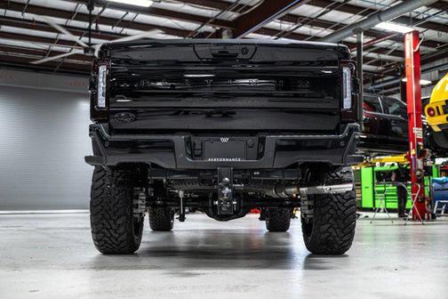 2025 Ford F-250 Platinum
