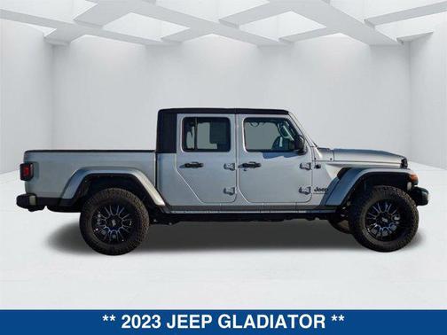 2023 Jeep Gladiator Overland