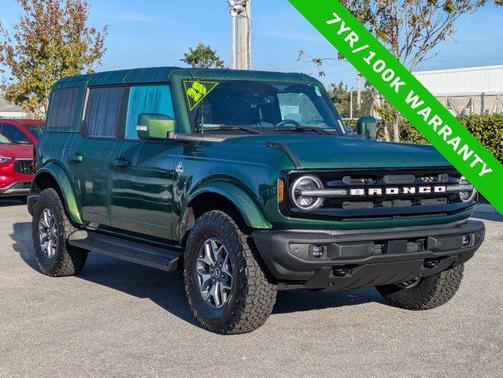 2025 Ford Bronco Outer Banks