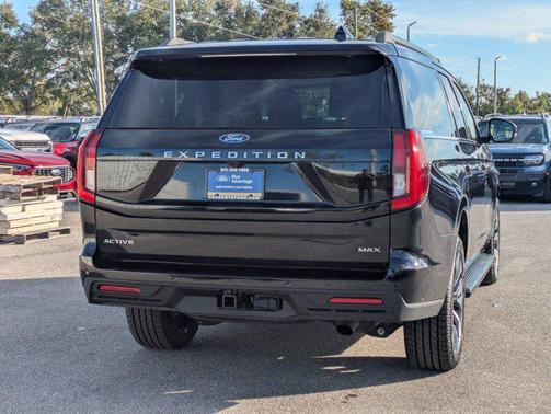 2025 Ford Expedition Max Active 4x2