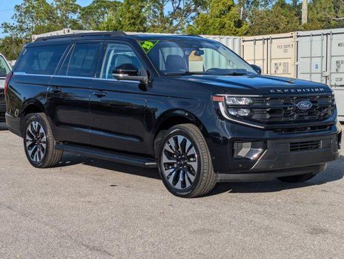 2025 Ford Expedition Max Active 4x2