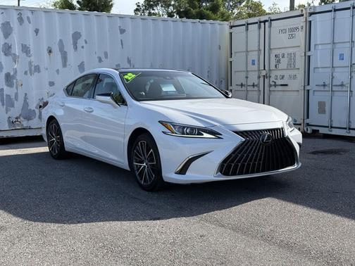Eminent White Pearl 2022 Lexus ES 350 Base