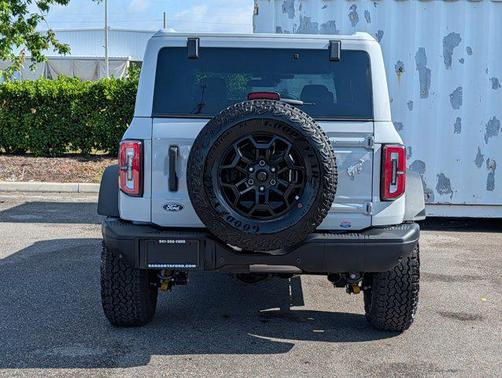 AVALANCHE GRAY 2026 Ford Bronco Badlands