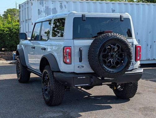 AVALANCHE GRAY 2026 Ford Bronco Badlands