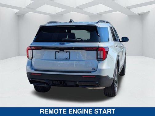 SPACE WHITE METALLIC 2026 Ford Explorer ST-Line
