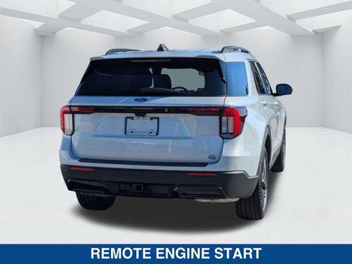 SPACE WHITE METALLIC 2026 Ford Explorer ST-Line