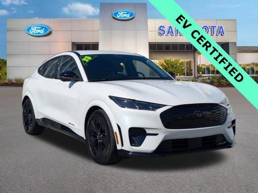 STAR WHITE MET TRI-COAT 2025 Ford Mustang Mach-E GT