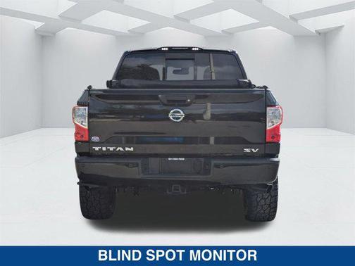 2019 Nissan Titan SV