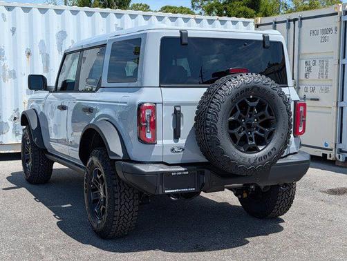 AVALANCHE GRAY 2026 Ford Bronco Badlands