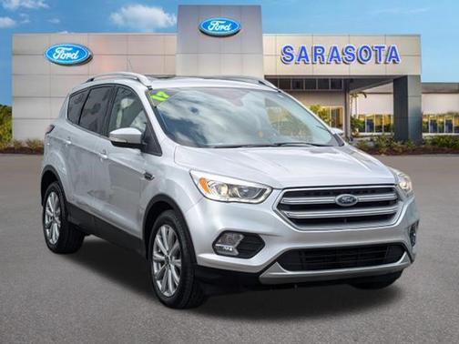 INGOT SILVER METALLIC 2017 Ford Escape Titanium