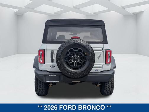 Avalanche Gray 2026 Ford Bronco Badlands