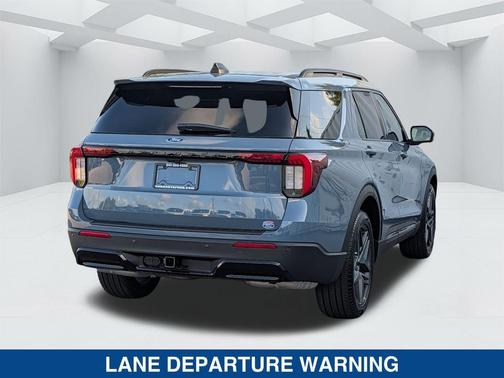 Vapor Blue Metallic 2026 Ford Explorer ST-Line