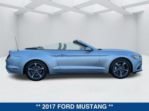 2017 Ford Mustang V6