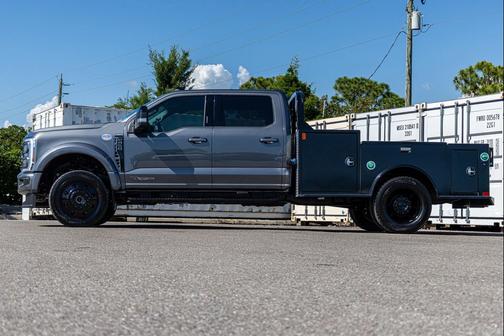 CARBONIZED GRAY 2026 Ford F-450 Lariat