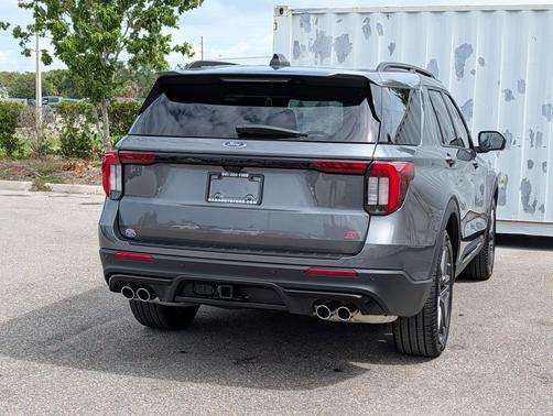 CARBONIZED GRAY METALLIC 2026 Ford Explorer ST