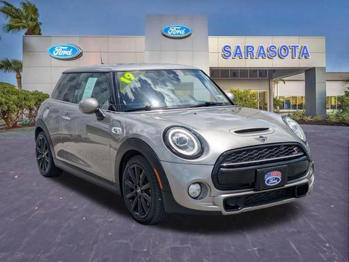 Melting Silver Metallic 2019 MINI Hardtop Cooper S