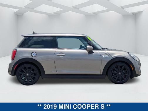 Melting Silver Metallic 2019 MINI Hardtop Cooper S