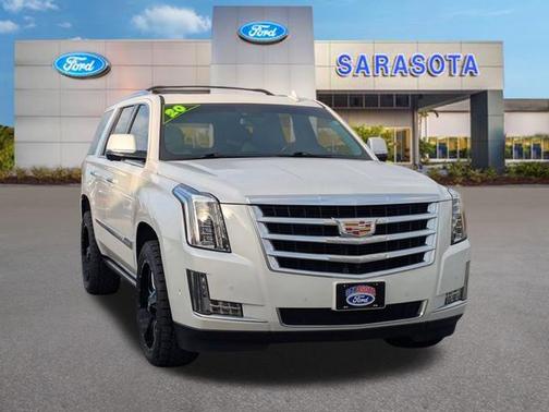 2020 Cadillac Escalade Premium Luxury