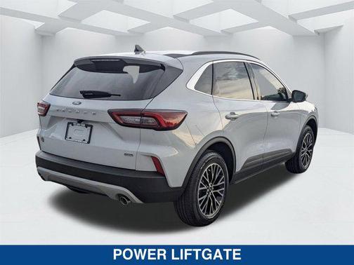 2025 Ford Escape PHEV Base