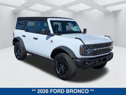 OXFORD WHITE 2026 Ford Bronco Badlands