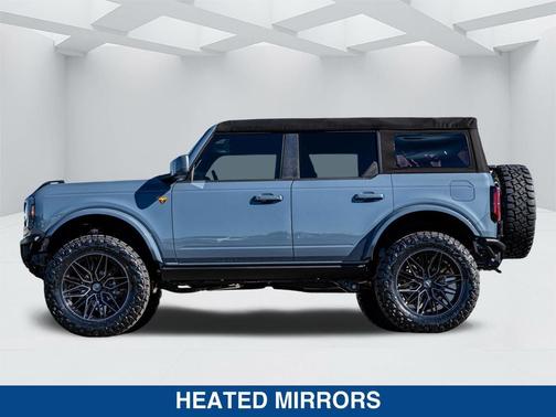 AZURE GRAY MET TRI-COAT 2025 Ford Bronco Badlands