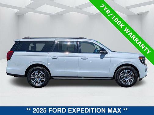 2025 Ford Expedition Max Active 4x2
