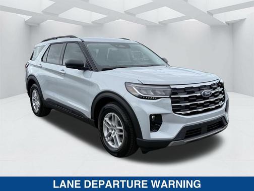 SPACE WHITE METALLIC 2026 Ford Explorer Active