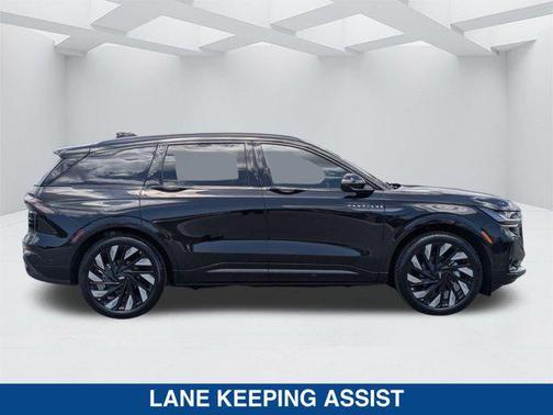 2024 Lincoln Nautilus Reserve