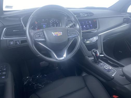 2024 Cadillac XT6 AWD Luxury