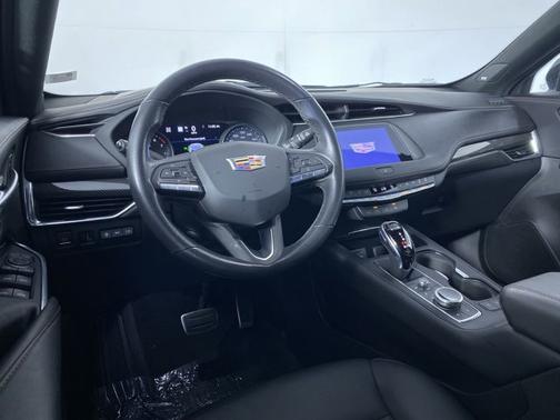 2022 Cadillac XT4 AWD Sport