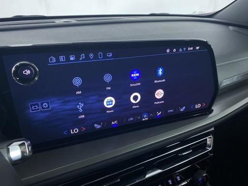 2025 Chevrolet Traverse FWD LT