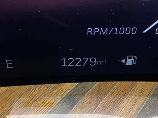 2025 Cadillac Escalade 4WD Sport Platinum