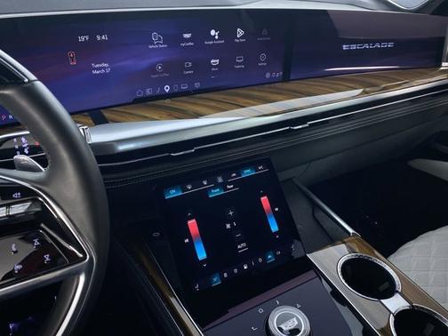 2025 Cadillac Escalade 4WD Sport Platinum