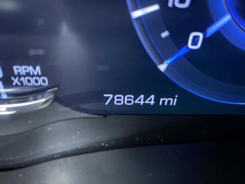 2018 Cadillac Escalade Luxury