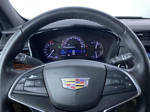 2017 Cadillac XT5 Premium Luxury AWD