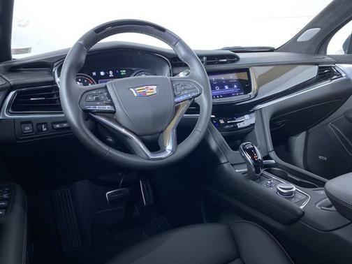2024 Cadillac XT6 AWD Sport