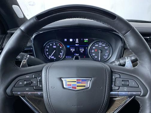 2024 Cadillac XT6 AWD Sport