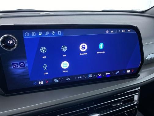 2026 Chevrolet Traverse AWD LT