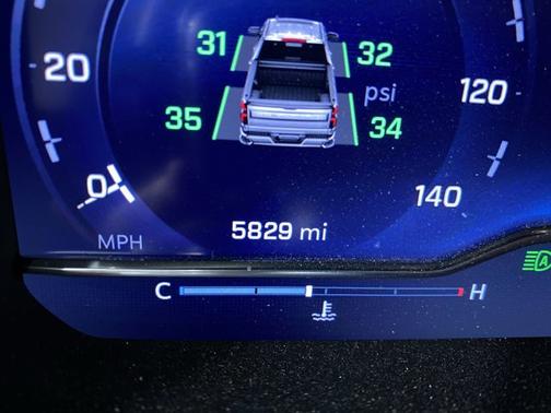 2025 Chevrolet Silverado 1500 1LT