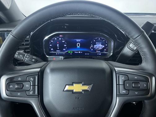 2025 Chevrolet Silverado 1500 1LT