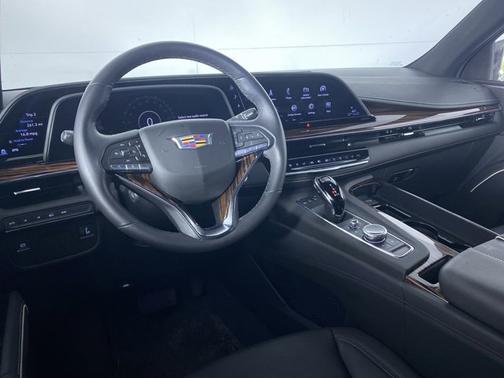 2024 Cadillac Escalade 4WD Luxury