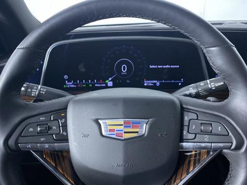 2024 Cadillac Escalade 4WD Luxury