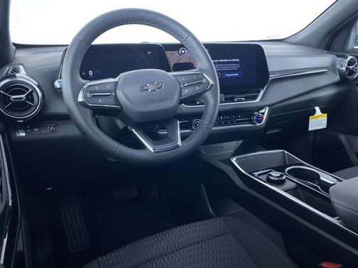 Summit White 2026 Chevrolet Equinox FWD LT