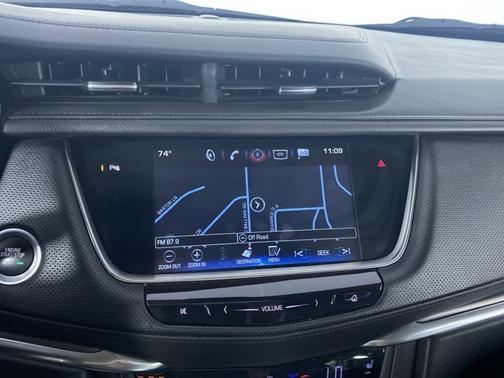 Radiant Silver Metallic 2017 Cadillac XT5 Premium Luxury FWD