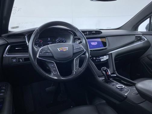2022 Cadillac XT5 AWD Premium Luxury