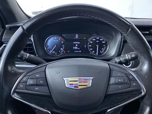 2022 Cadillac XT5 AWD Premium Luxury