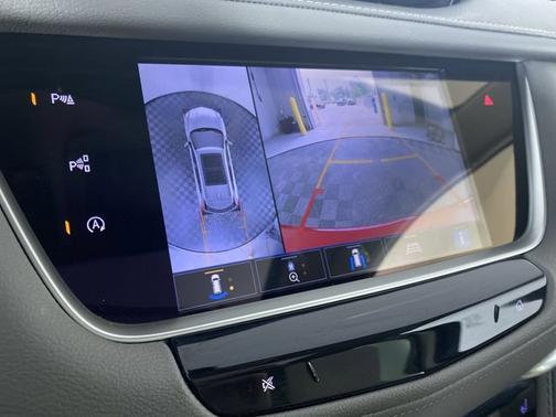 2023 Cadillac XT5 FWD Premium Luxury