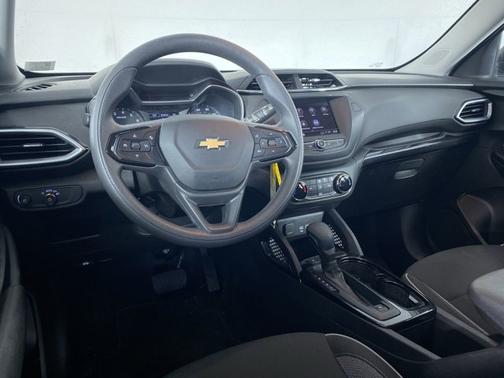 2022 Chevrolet Trailblazer LS
